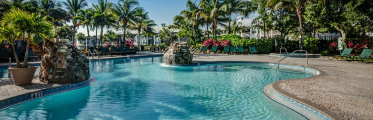 Vacation In Paradise Lely Resort Exterior photo
