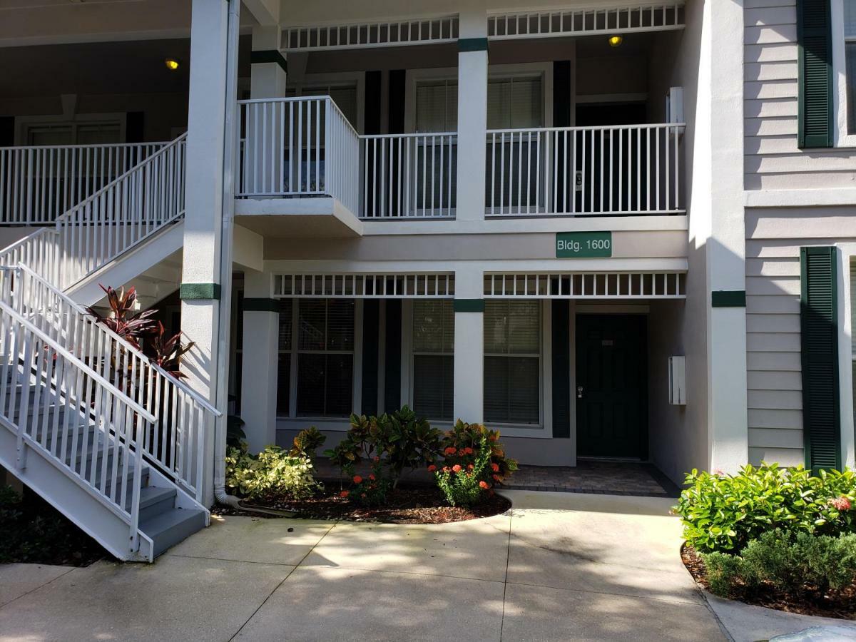 Vacation In Paradise Lely Resort Exterior photo